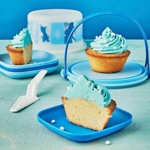 Tupperware Blue Cupcake Holder Set